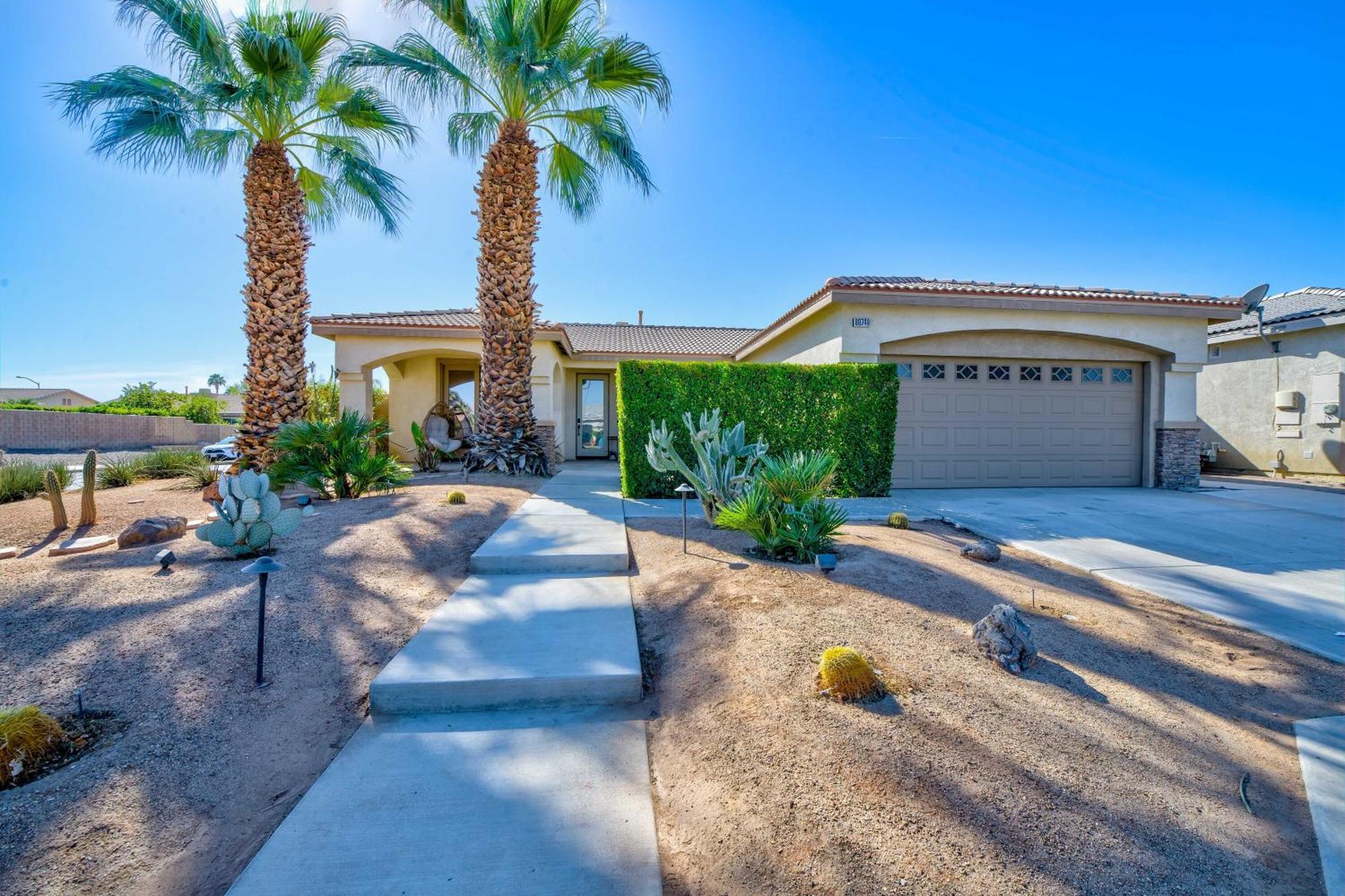 Casa Desert Muse With Heated Pool Spa Firepit Mini Golf And Games Villa Indio Exterior photo